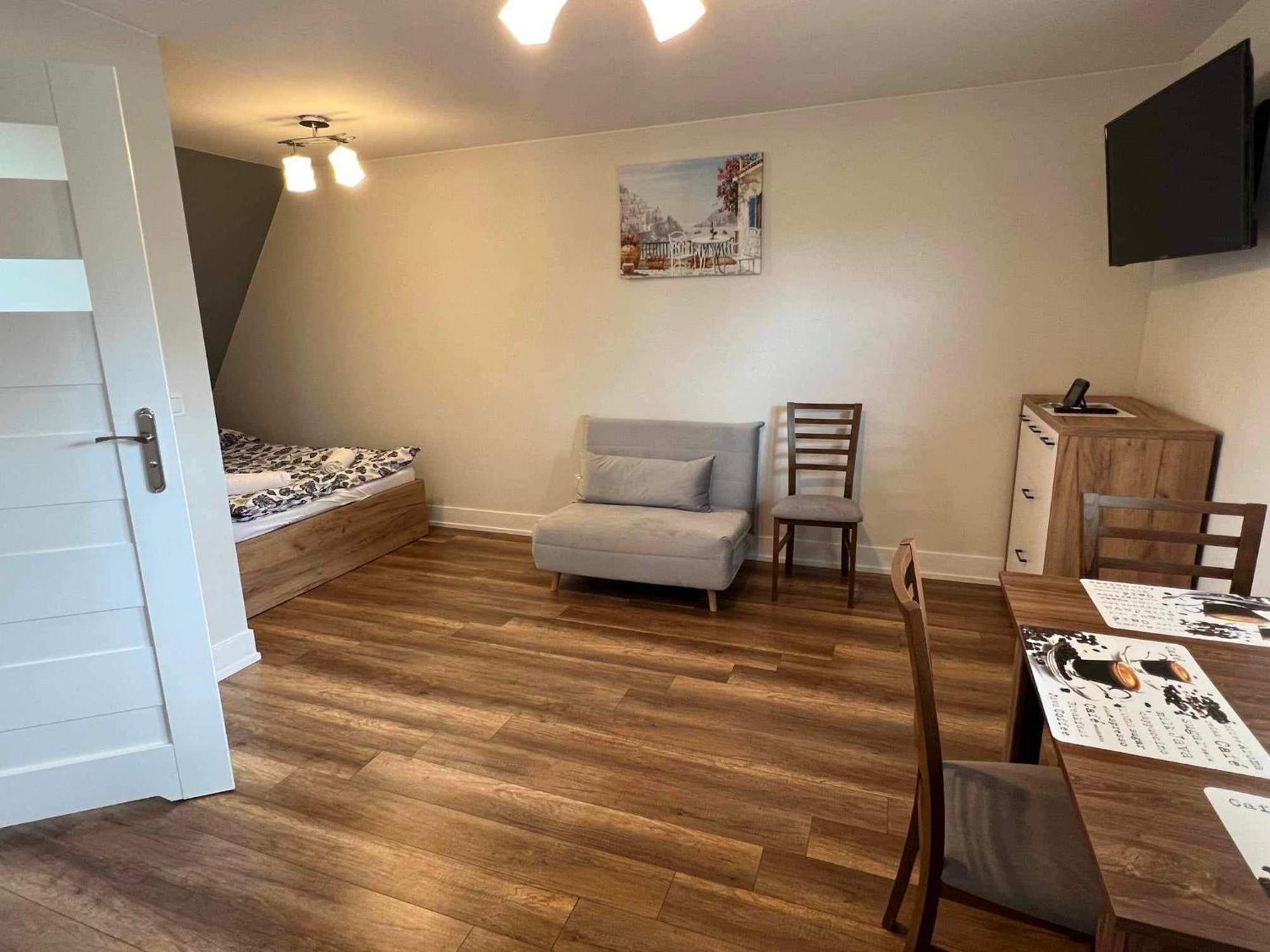 Styry Pory Roku Appartement Groń Buitenkant foto