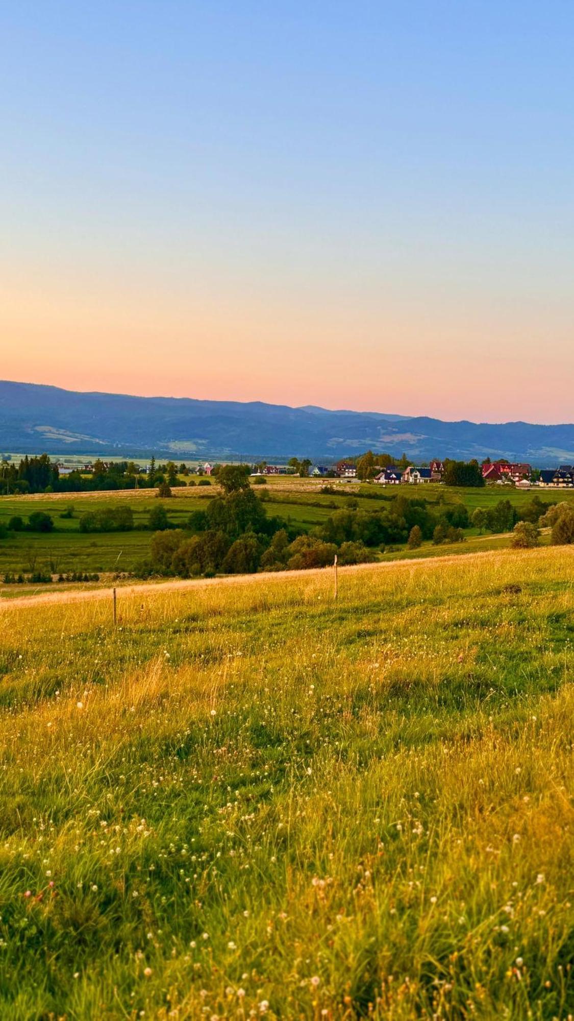 Styry Pory Roku Appartement Groń Buitenkant foto