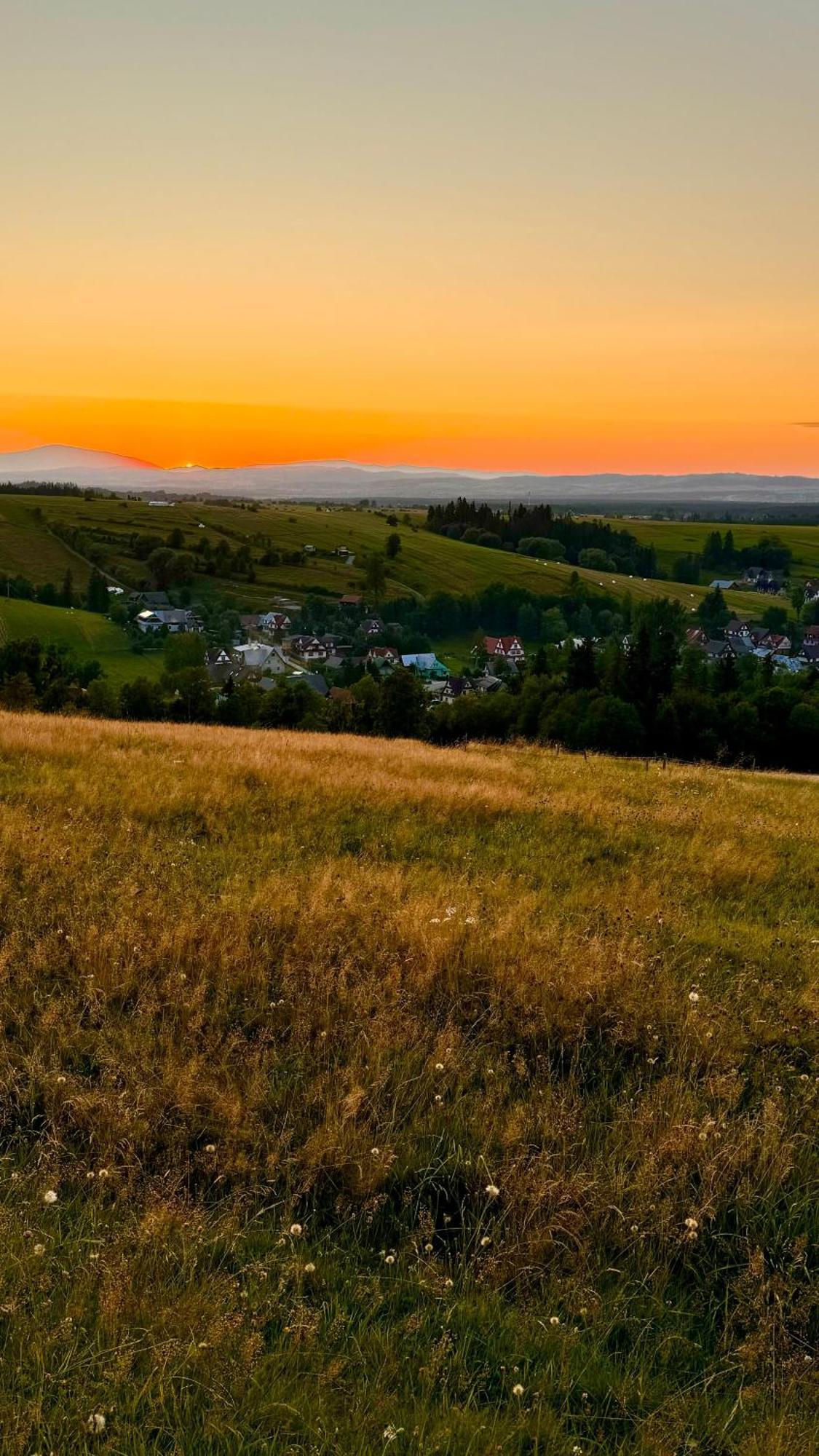 Styry Pory Roku Appartement Groń Buitenkant foto